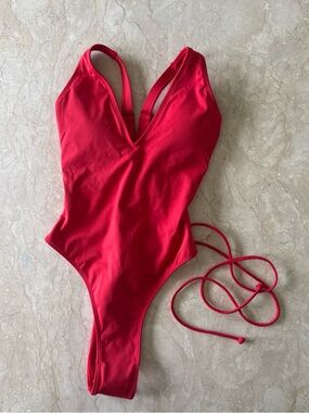 Ta3 V-Neck One-Piece Swimsuit in Bright Bold Red